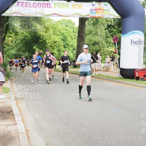 29.06.2025 - hella hamburg halbmarathon MichiJ http://msf.ph/oto/8276918 29.06.2025 10:57:06 Zwischen KM18-KM19 2055, 3844, 8755, 9663, 10685, 11271, 11780, 12521, 13796 meine-sportfotos.de