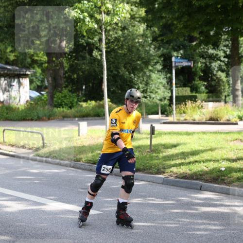29.06.2025 - hella hamburg halbmarathon Yannick Fuchs http://msf.ph/oto/8276928 29.06.2025 09:46:08 20KM 256 meine-sportfotos.de