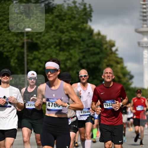 29.06.2025 - hella hamburg halbmarathon Dr. Thomas Lammeyer http://msf.ph/oto/8276936 29.06.2025 09:53:01 Kennedybrücke 1343, 1603, 2044, 2707, 2745, 2750, 2849, 2980, 3014, 3116, 3136, 3282, 4148, 4766, 5050, 5648, 5889, 6149, 6771, 7035, 7109, 7229, 8358, 8370, 8465, 9264, 9296, 9686, 9914, 10930, 11177 meine-sportfotos.de