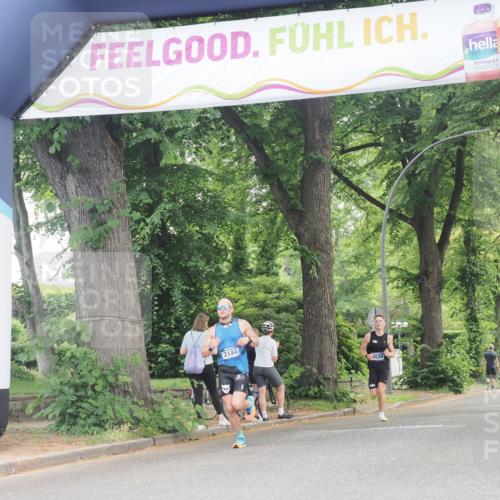 29.06.2025 - hella hamburg halbmarathon KatJ http://msf.ph/oto/8276962 29.06.2025 10:09:54 Zwischen KM18-KM19 53, 6380 meine-sportfotos.de