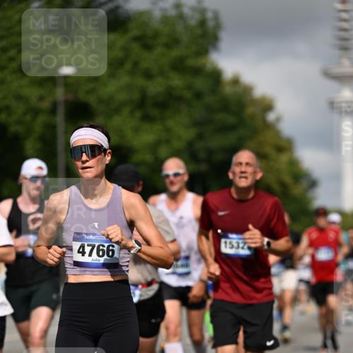 29.06.2025 - hella hamburg halbmarathon Dr. Thomas Lammeyer http://msf.ph/oto/8276980 29.06.2025 09:53:01 Kennedybrücke 1343, 1603, 2044, 2707, 2745, 2750, 2849, 2980, 3014, 3116, 3136, 3282, 4148, 4766, 5050, 5648, 5889, 6149, 6771, 7035, 7109, 7229, 8358, 8370, 8465, 9264, 9296, 9686, 9914, 10930, 11177 meine-sportfotos.de