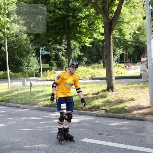 29.06.2025 - hella hamburg halbmarathon Yannick Fuchs http://msf.ph/oto/8276981 29.06.2025 09:46:09 20KM 256, 15 meine-sportfotos.de