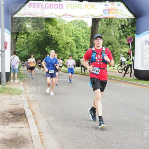29.06.2025 - hella hamburg halbmarathon MichiJ http://msf.ph/oto/8276987 29.06.2025 10:31:49 Zwischen KM18-KM19 3437, 7185, 10237, 11778, 12723, 12776, 14849, 16997, 18678, 19038, 19051 meine-sportfotos.de