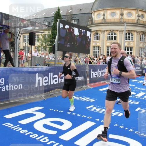 29.06.2025 - hella hamburg halbmarathon Michael Strokosch http://msf.ph/oto/8277022 29.06.2025 10:54:04 Ziel 1151, 1815, 2432, 3096, 6356, 6374, 6481, 7918, 8394, 9032, 11499, 11789, 12379, 13032, 13869, 14175, 17348, 18308, 18879 meine-sportfotos.de