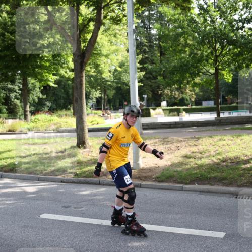 29.06.2025 - hella hamburg halbmarathon Yannick Fuchs http://msf.ph/oto/8277033 29.06.2025 09:46:09 20KM 25 meine-sportfotos.de