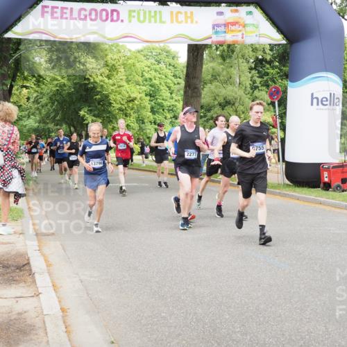 29.06.2025 - hella hamburg halbmarathon MichiJ http://msf.ph/oto/8277106 29.06.2025 10:57:08 Zwischen KM18-KM19 2055, 2277, 3834, 3844, 8755, 10685, 11271, 12521, 13796, 14404 meine-sportfotos.de