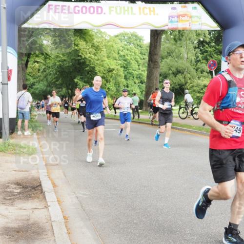 29.06.2025 - hella hamburg halbmarathon MichiJ http://msf.ph/oto/8277133 29.06.2025 10:31:49 Zwischen KM18-KM19 3437, 7185, 10237, 11778, 12723, 12776, 14849, 16997, 18678, 19038, 19051 meine-sportfotos.de