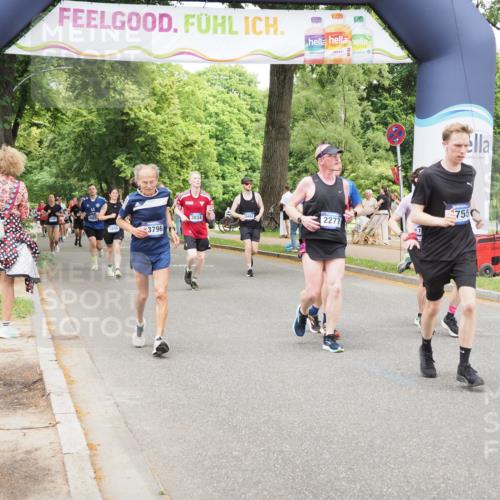 29.06.2025 - hella hamburg halbmarathon MichiJ http://msf.ph/oto/8277199 29.06.2025 10:57:09 Zwischen KM18-KM19 2055, 2277, 3834, 3844, 5845, 8755, 10685, 11271, 12521, 13796, 14404 meine-sportfotos.de
