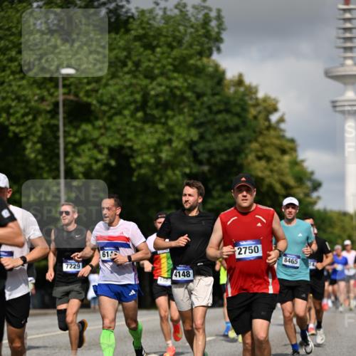29.06.2025 - hella hamburg halbmarathon Dr. Thomas Lammeyer http://msf.ph/oto/8277218 29.06.2025 09:53:04 Kennedybrücke 1343, 1445, 1603, 2573, 2745, 2750, 2980, 3014, 3116, 3136, 3282, 4148, 4766, 5648, 5889, 6123, 6149, 6771, 7035, 7229, 8358, 8370, 8465, 9264, 9265, 9296, 9686, 9914, 10930 meine-sportfotos.de