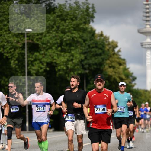 29.06.2025 - hella hamburg halbmarathon Dr. Thomas Lammeyer http://msf.ph/oto/8277251 29.06.2025 09:53:04 Kennedybrücke 1343, 1445, 1603, 2573, 2745, 2750, 2980, 3014, 3116, 3136, 3282, 4148, 4766, 5648, 5889, 6123, 6149, 6771, 7035, 7229, 8358, 8370, 8465, 9264, 9265, 9296, 9686, 9914, 10930 meine-sportfotos.de