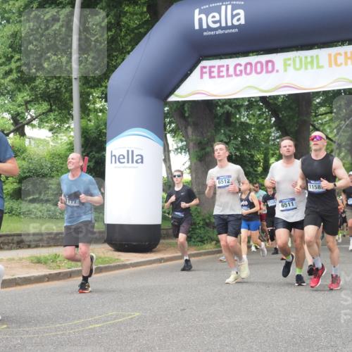 29.06.2025 - hella hamburg halbmarathon KatJ http://msf.ph/oto/8277281 29.06.2025 10:40:22 Zwischen KM18-KM19 1151, 2082, 5907, 6511, 6512, 7177, 7274, 8361 meine-sportfotos.de
