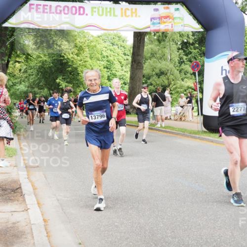 29.06.2025 - hella hamburg halbmarathon MichiJ http://msf.ph/oto/8277302 29.06.2025 10:57:10 Zwischen KM18-KM19 2055, 2277, 3834, 5845, 8755, 10685, 11271, 12521, 13796, 14404, 16441 meine-sportfotos.de