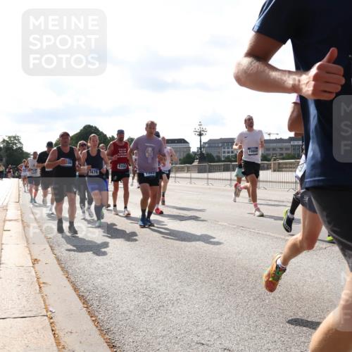 29.06.2025 - hella hamburg halbmarathon Lena Gebhardt http://msf.ph/oto/8277304 29.06.2025 09:57:52 Lombardsbrücke 208, 7478, 10860, 6356, 16750, 1086, 1094, 1179, 1193, 1258, 1320, 1321, 1335, 1422, 1563, 1870, 2138, 2252, 2397, 2417, 2444, 2448, 2488, 2612, 2636, 2855, 2946, 3048, 3058, 3091, 3096, 3114, 3251, 3999, 4261, 4299, 4379, 4814, 4986, 5024, 5032, 5305, 5633, 5672, 5775, 5820, 5907, 6125, 6355, 6356, 6374, 6569, 6580, 6585, 6628, 6754, 6776, 6795, 6942, 7065, 7134, 7221, 7397, 7478, 7509, 7594, 7646, 7724, 7742, 7930, 7932, 7952, 7973, 7976 meine-sportfotos.de