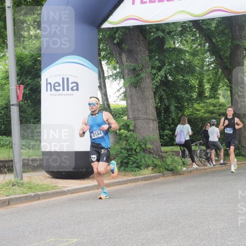 29.06.2025 - hella hamburg halbmarathon KatJ http://msf.ph/oto/8277309 29.06.2025 10:09:55 Zwischen KM18-KM19 53, 6380 meine-sportfotos.de