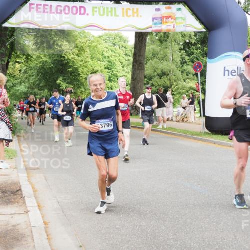 29.06.2025 - hella hamburg halbmarathon MichiJ http://msf.ph/oto/8277317 29.06.2025 10:57:10 Zwischen KM18-KM19 2055, 2277, 3834, 5845, 8755, 10685, 11271, 12521, 13796, 14404, 16441 meine-sportfotos.de