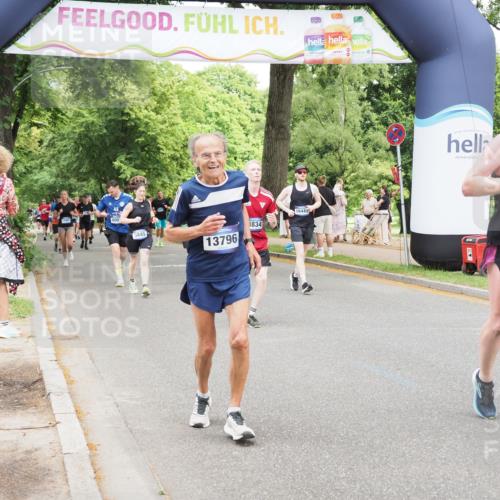 29.06.2025 - hella hamburg halbmarathon MichiJ http://msf.ph/oto/8277327 29.06.2025 10:57:10 Zwischen KM18-KM19 2055, 2277, 3834, 5845, 8755, 10685, 11271, 12521, 13796, 14404, 16441 meine-sportfotos.de