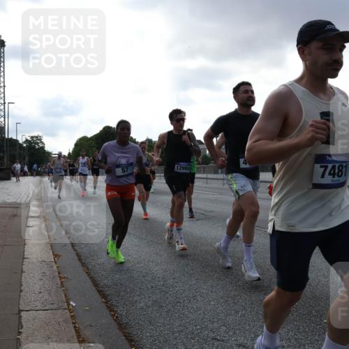 29.06.2025 - hella hamburg halbmarathon Lena Gebhardt http://msf.ph/oto/8277354 29.06.2025 09:45:26 Lombardsbrücke 57, 12988, 7481, 57, 1707, 1758, 1827, 1990, 2689, 2746, 3043, 3201, 4050, 4129, 4679, 4698, 4749, 5070, 5269, 5328, 5746, 5826, 6358, 6619, 6781, 7272, 7389, 7481, 7651, 7723, 8190, 8209, 8883, 9137, 9381, 9571, 9634, 10017, 10171, 10486, 10876, 11120, 11169, 11413, 11857, 12049, 12234, 12308, 12595, 12691, 12900, 12988, 13066, 13618, 14028, 14140, 14164, 14289, 15672, 15883, 16157, 16713, 16818, 17428 meine-sportfotos.de