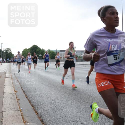 29.06.2025 - hella hamburg halbmarathon Lena Gebhardt http://msf.ph/oto/8277593 29.06.2025 09:45:27 Lombardsbrücke 17151, 12691, 57, 12988, 80, 57, 1707, 1758, 1990, 2689, 2746, 3043, 4050, 4129, 4679, 4698, 4749, 5070, 5269, 5328, 5746, 5826, 6358, 6619, 6781, 7272, 7389, 7481, 7651, 7723, 8190, 8209, 8883, 9137, 9381, 9571, 9634, 10017, 10171, 10486, 10876, 11120, 11169, 11413, 11857, 12049, 12234, 12308, 12595, 12691, 12900, 12988, 13066, 13618, 14028, 14140, 14164, 14289, 15672, 15883, 16157, 16713, 16818, 17428 meine-sportfotos.de