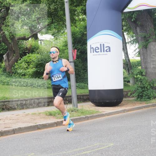 29.06.2025 - hella hamburg halbmarathon KatJ http://msf.ph/oto/8277608 29.06.2025 10:09:56 Zwischen KM18-KM19 53, 6380 meine-sportfotos.de