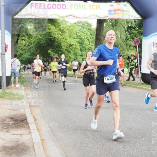 29.06.2025 - hella hamburg halbmarathon MichiJ http://msf.ph/oto/8277727 29.06.2025 10:31:50 Zwischen KM18-KM19 3437, 7185, 10237, 11778, 12723, 12776, 14849, 16301, 16997, 18678, 19038, 19051 meine-sportfotos.de