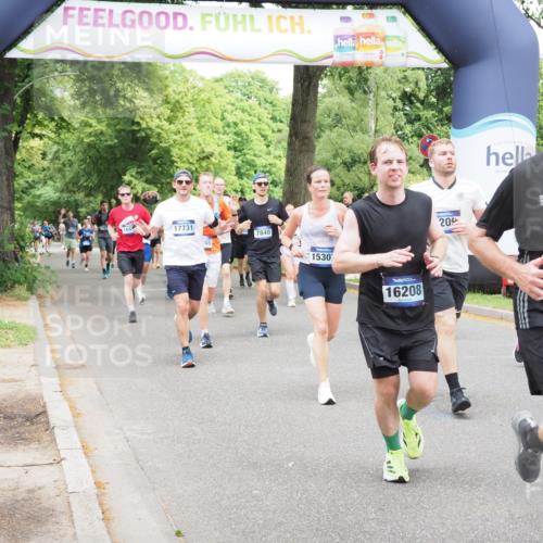 29.06.2025 - hella hamburg halbmarathon MichiJ http://msf.ph/oto/8278061 29.06.2025 10:57:20 Zwischen KM18-KM19 1173, 1527, 1859, 3729, 7209, 7840, 10428, 14015, 15307, 16208, 16437, 17128, 17731, 17847, 18913 meine-sportfotos.de