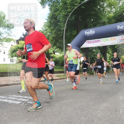 29.06.2025 - hella hamburg halbmarathon KatJ http://msf.ph/oto/8278176 29.06.2025 10:40:28 Zwischen KM18-KM19 1061, 1499, 1549, 2074, 4770, 6511, 6512, 6628, 6897, 7177, 7274 meine-sportfotos.de
