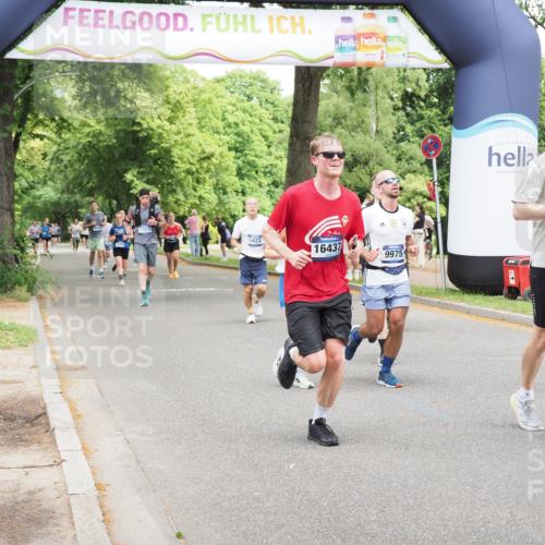 29.06.2025 - hella hamburg halbmarathon MichiJ http://msf.ph/oto/8278254 29.06.2025 10:57:23 Zwischen KM18-KM19 1173, 1859, 2990, 3691, 3729, 5423, 7209, 7840, 9975, 10428, 14015, 14488, 15307, 15700, 16208, 16437, 17128, 17472, 17731, 18493, 18913 meine-sportfotos.de