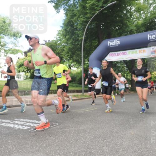 29.06.2025 - hella hamburg halbmarathon KatJ http://msf.ph/oto/8278280 29.06.2025 10:40:29 Zwischen KM18-KM19 1061, 1499, 1549, 2074, 4770, 6628, 6877, 6897 meine-sportfotos.de