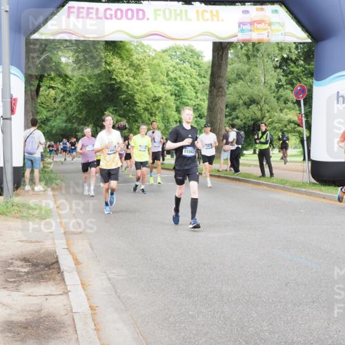 29.06.2025 - hella hamburg halbmarathon MichiJ http://msf.ph/oto/8278290 29.06.2025 10:31:52 Zwischen KM18-KM19 7185, 11469, 11778, 12776, 14667, 14798, 14849, 15862, 16301, 16314, 16997, 18678, 19038, 19051 meine-sportfotos.de