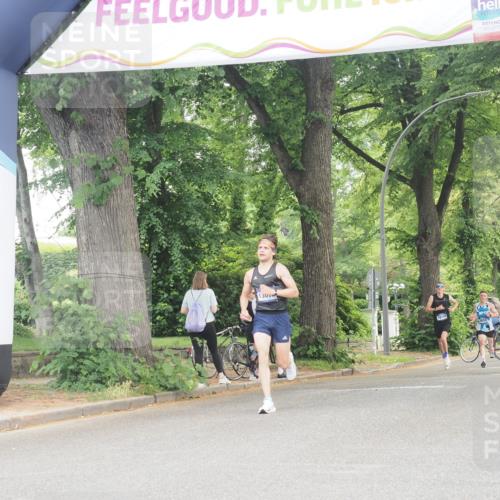 29.06.2025 - hella hamburg halbmarathon KatJ http://msf.ph/oto/8278366 29.06.2025 10:10:06 Zwischen KM18-KM19 4524 meine-sportfotos.de