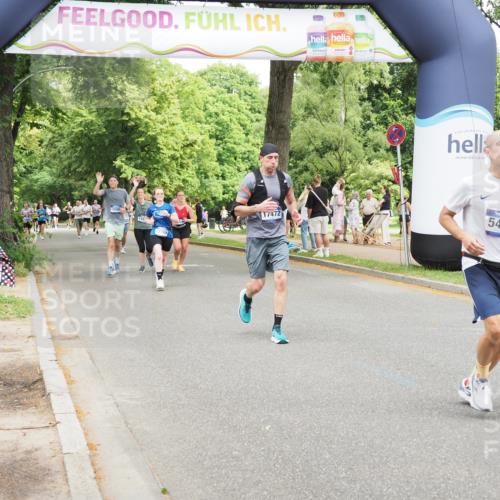 29.06.2025 - hella hamburg halbmarathon MichiJ http://msf.ph/oto/8278402 29.06.2025 10:57:26 Zwischen KM18-KM19 1173, 1859, 2990, 3691, 5423, 7209, 7840, 9975, 10428, 13788, 14015, 14488, 15307, 15700, 16437, 17128, 17472, 17731, 18493 meine-sportfotos.de