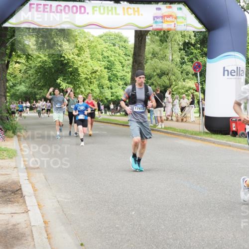 29.06.2025 - hella hamburg halbmarathon MichiJ http://msf.ph/oto/8278417 29.06.2025 10:57:26 Zwischen KM18-KM19 1173, 1859, 2990, 3691, 5423, 7209, 7840, 9975, 10428, 13788, 14015, 14488, 15307, 15700, 16437, 17128, 17472, 17731, 18493 meine-sportfotos.de