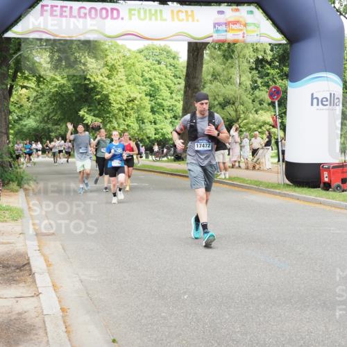 29.06.2025 - hella hamburg halbmarathon MichiJ http://msf.ph/oto/8278449 29.06.2025 10:57:26 Zwischen KM18-KM19 1173, 1859, 2990, 3691, 5423, 7209, 7840, 9975, 10428, 13788, 14015, 14488, 15307, 15700, 16437, 17128, 17472, 17731, 18493 meine-sportfotos.de