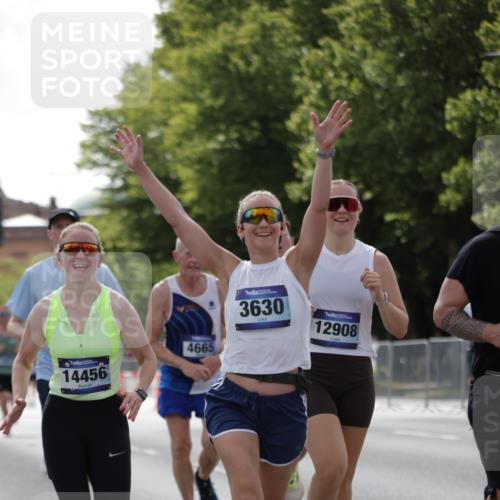 29.06.2025 - hella hamburg halbmarathon Jannik Wohlers http://msf.ph/oto/8278455 29.06.2025 10:02:26 Lombardsbrücke 2819, 3225, 3630, 3919, 4204, 4613, 4665, 4904, 5734, 6752, 6815, 6997, 7888, 8364, 8481, 8483, 8614, 8624, 9006, 10128, 10295, 10539, 11250, 11515, 11935, 11968, 12908, 13184, 14224, 14456, 14732, 15217, 15394, 15698, 15834, 15963, 15993, 16160, 16233, 16237, 16654, 17757, 19173 meine-sportfotos.de