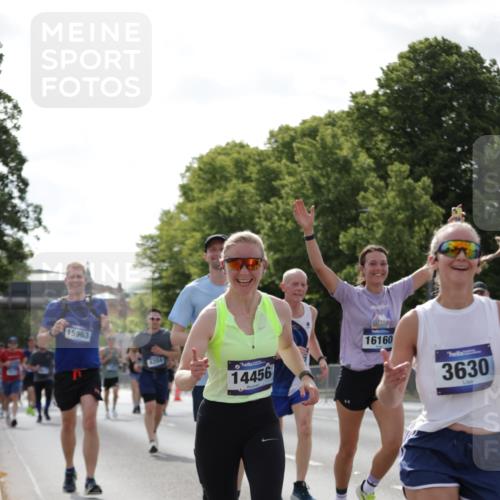 29.06.2025 - hella hamburg halbmarathon Jannik Wohlers http://msf.ph/oto/8278592 29.06.2025 10:02:28 Lombardsbrücke 1482, 2810, 3630, 3919, 4204, 4613, 4665, 4904, 5734, 6217, 6752, 6815, 6997, 8364, 8481, 8483, 8614, 8624, 9006, 10128, 11250, 11515, 11935, 11968, 12908, 13184, 14224, 14456, 15217, 15394, 15698, 15834, 15963, 15993, 16160, 16233, 16237, 16654, 16824, 17757, 18359 meine-sportfotos.de