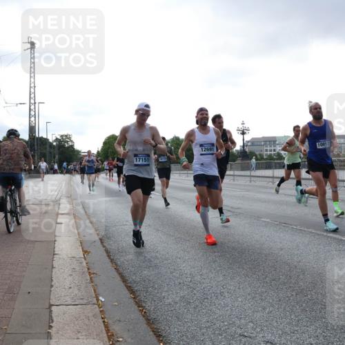 29.06.2025 - hella hamburg halbmarathon Lena Gebhardt http://msf.ph/oto/8278627 29.06.2025 09:45:29 Lombardsbrücke 17151, 18177, 12691, 10017, 57, 1707, 1758, 1990, 2689, 2746, 3043, 4050, 4129, 4679, 4698, 4749, 5070, 5328, 5746, 5826, 6358, 6781, 7272, 7389, 7481, 7651, 7723, 8190, 8209, 8883, 9137, 9381, 9571, 9634, 10017, 10171, 10486, 10876, 11120, 11169, 11413, 11857, 12049, 12234, 12308, 12595, 12691, 12900, 12988, 13066, 13618, 14028, 14140, 14289, 15672, 15883, 16157, 16713, 16818, 17428 meine-sportfotos.de