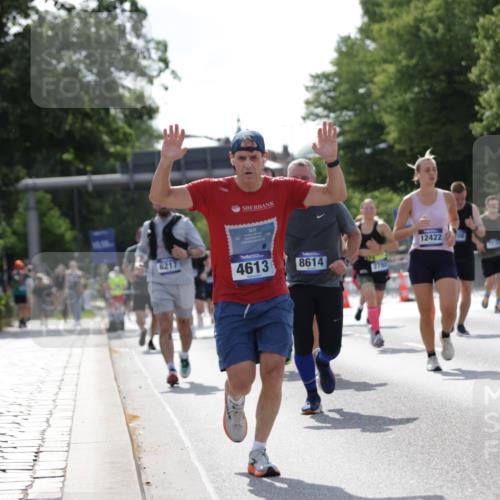 29.06.2025 - hella hamburg halbmarathon Jannik Wohlers http://msf.ph/oto/8278682 29.06.2025 10:02:34 Lombardsbrücke 1414, 1482, 2780, 2782, 2810, 3630, 4204, 4613, 4665, 4904, 6208, 6217, 6815, 6997, 7210, 7211, 8481, 8483, 8614, 11935, 12169, 12422, 12908, 13184, 13664, 14224, 14456, 14493, 15217, 15698, 15963, 16160, 16233, 16237, 16355, 16654, 16824, 18359, 18827 meine-sportfotos.de