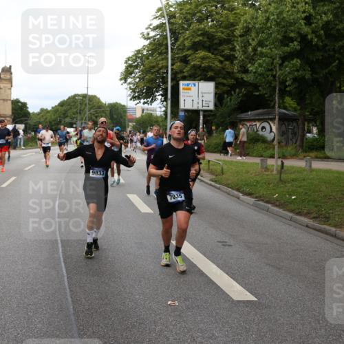 29.06.2025 - hella hamburg halbmarathon Yannick Fuchs http://msf.ph/oto/8278826 29.06.2025 10:37:20 20KM 1353, 1675, 1735, 2653, 4229, 4235, 5011, 5124, 5477, 7035, 7448, 7734, 9364, 9371, 9534, 9833, 10469, 11177, 11907, 12839, 13746, 14226, 14447, 14560, 14813, 15255, 15297, 15301, 15328, 15535, 15851, 16295, 16333, 16677, 17177, 17733, 17911, 18004, 18275, 18304, 18632, 18659, 18680, 18987 meine-sportfotos.de