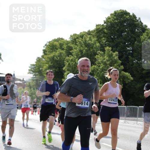 29.06.2025 - hella hamburg halbmarathon Jannik Wohlers http://msf.ph/oto/8278908 29.06.2025 10:02:37 Lombardsbrücke 1414, 1482, 2780, 2782, 2810, 3572, 3630, 4204, 4613, 4665, 4904, 6208, 6217, 6815, 6997, 7210, 7211, 8481, 8483, 8614, 9439, 10824, 11935, 12169, 12422, 12908, 13036, 13664, 13874, 14224, 14225, 14456, 14493, 15217, 15698, 15963, 16160, 16233, 16237, 16355, 16824, 18359, 18827 meine-sportfotos.de