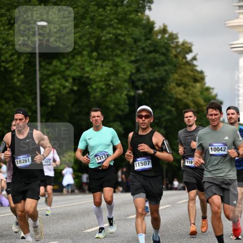 29.06.2025 - hella hamburg halbmarathon Dr. Thomas Lammeyer http://msf.ph/oto/8278967 29.06.2025 10:15:42 Kennedybrücke 1062, 1166, 1790, 1992, 2661, 3837, 4227, 5254, 5990, 5991, 7370, 7474, 7571, 8368, 9191, 9254, 10042, 10428 meine-sportfotos.de