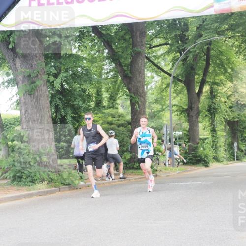 29.06.2025 - hella hamburg halbmarathon KatJ http://msf.ph/oto/8278978 29.06.2025 10:10:10 Zwischen KM18-KM19  meine-sportfotos.de