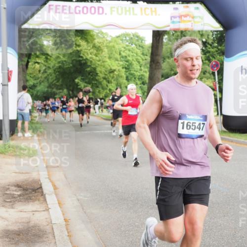 29.06.2025 - hella hamburg halbmarathon MichiJ http://msf.ph/oto/8279154 29.06.2025 10:31:56 Zwischen KM18-KM19 3109, 11469, 11778, 14667, 14798, 14849, 14861, 15862, 15932, 16105, 16301, 16314, 16547, 16677, 16997, 18775 meine-sportfotos.de