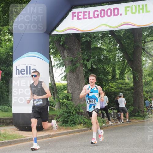 29.06.2025 - hella hamburg halbmarathon KatJ http://msf.ph/oto/8279307 29.06.2025 10:10:11 Zwischen KM18-KM19  meine-sportfotos.de