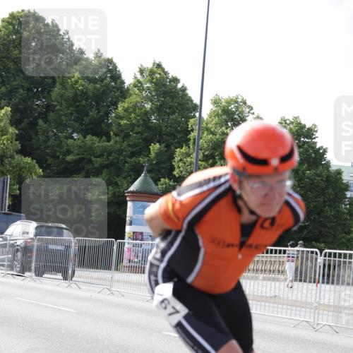 29.06.2025 - hella hamburg halbmarathon Jannik Wohlers http://msf.ph/oto/8279319 29.06.2025 08:52:39 Lombardsbrücke  meine-sportfotos.de