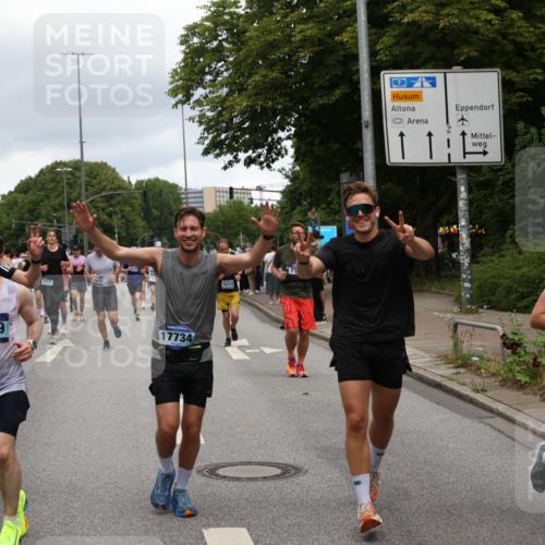29.06.2025 - hella hamburg halbmarathon Yannick Fuchs http://msf.ph/oto/8279590 29.06.2025 10:49:39 20KM 1179, 1193, 1834, 2612, 3037, 3058, 3668, 4249, 4951, 5643, 5672, 6569, 6591, 6924, 7147, 7221, 7594, 7976, 8255, 8573, 8691, 9361, 9562, 10582, 11039, 11231, 12196, 12545, 13234, 13236, 13470, 13474, 14365, 15184, 15300, 15484, 15584, 15818, 15884, 16176, 16213, 16401, 16521, 16786, 17133, 17259, 17615, 17640, 17642, 17734, 17940, 18064, 18212, 18290, 18340, 18495, 18741, 18746, 18835, 19047, 19120, 19152 meine-sportfotos.de