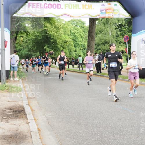 29.06.2025 - hella hamburg halbmarathon MichiJ http://msf.ph/oto/8279597 29.06.2025 10:31:59 Zwischen KM18-KM19 3109, 3124, 9043, 11469, 14667, 14798, 14861, 15862, 15932, 16105, 16314, 16547, 16677, 18775 meine-sportfotos.de