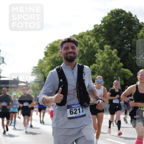 29.06.2025 - hella hamburg halbmarathon Jannik Wohlers http://msf.ph/oto/8279642 29.06.2025 10:02:39 Lombardsbrücke 1414, 1482, 2780, 2782, 2810, 3572, 4204, 4613, 4665, 4904, 6208, 6217, 6815, 6997, 7210, 7211, 8481, 8483, 8614, 9439, 10824, 11935, 12169, 12177, 12422, 12908, 13036, 13664, 13874, 14224, 14225, 14456, 14493, 15217, 15963, 16160, 16355, 16824, 18359, 18827 meine-sportfotos.de