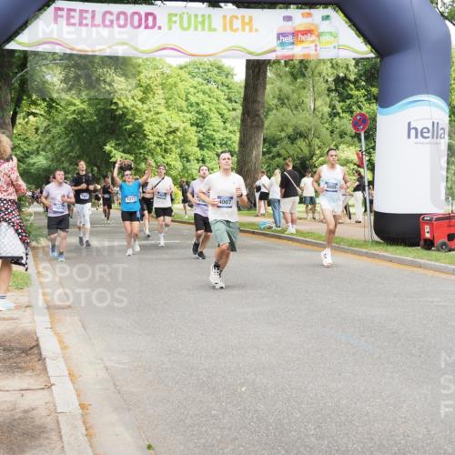 29.06.2025 - hella hamburg halbmarathon MichiJ http://msf.ph/oto/8279687 29.06.2025 10:57:37 Zwischen KM18-KM19 1213, 2110, 4007, 8055, 14679, 15531, 16323, 18957 meine-sportfotos.de