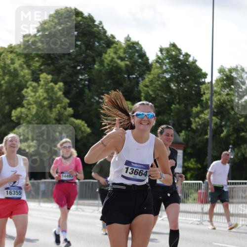 29.06.2025 - hella hamburg halbmarathon Jannik Wohlers http://msf.ph/oto/8279695 29.06.2025 10:02:41 Lombardsbrücke 1414, 1482, 2780, 2782, 2810, 3572, 4204, 4613, 6208, 6217, 6997, 7210, 7211, 7706, 8614, 9439, 10824, 11935, 12169, 12177, 12422, 12908, 13036, 13474, 13664, 13874, 14224, 14225, 14493, 15963, 16160, 16355, 16824, 18359, 18827 meine-sportfotos.de