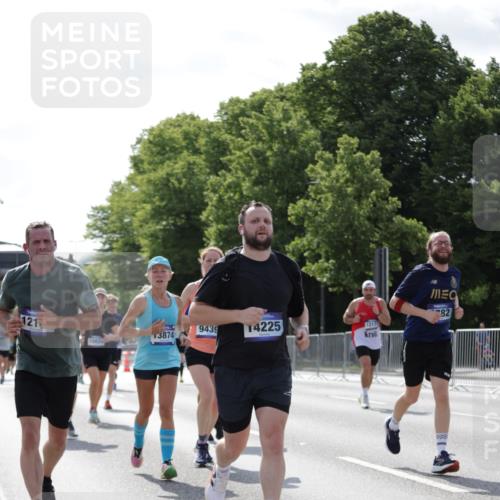 29.06.2025 - hella hamburg halbmarathon Jannik Wohlers http://msf.ph/oto/8279945 29.06.2025 10:02:43 Lombardsbrücke 1135, 1138, 1414, 1450, 1482, 2780, 2782, 2810, 3572, 4204, 4613, 6208, 6217, 7210, 7211, 7706, 8614, 9439, 10824, 12169, 12177, 12422, 13036, 13474, 13664, 13732, 13857, 13874, 14225, 14493, 16355, 16824, 18359, 18827 meine-sportfotos.de